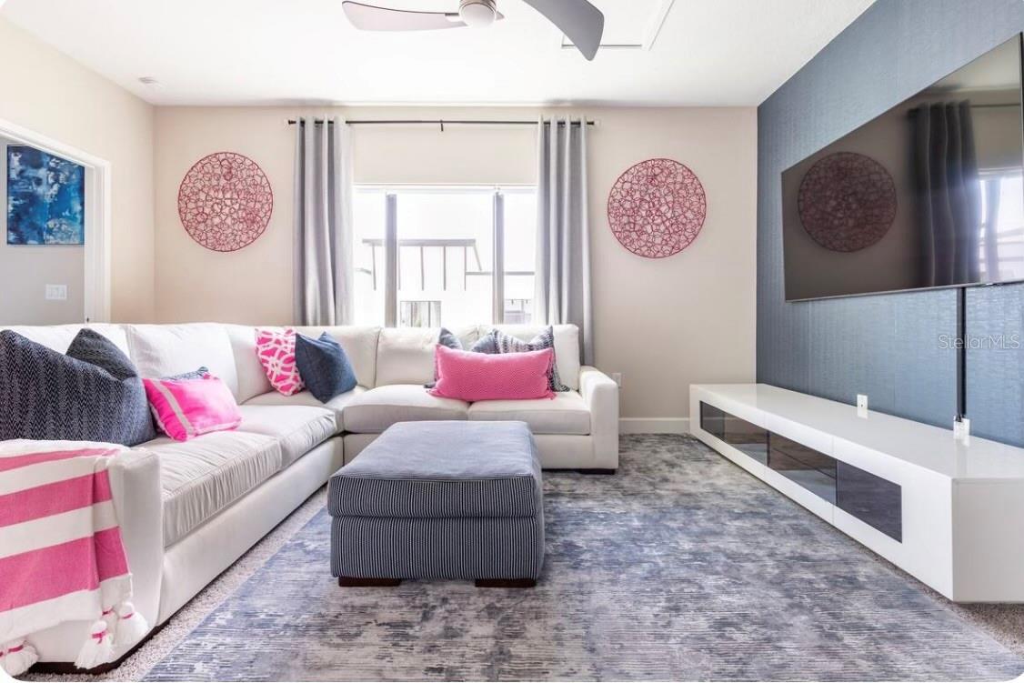 VILLA DOMANI - Residential Lease