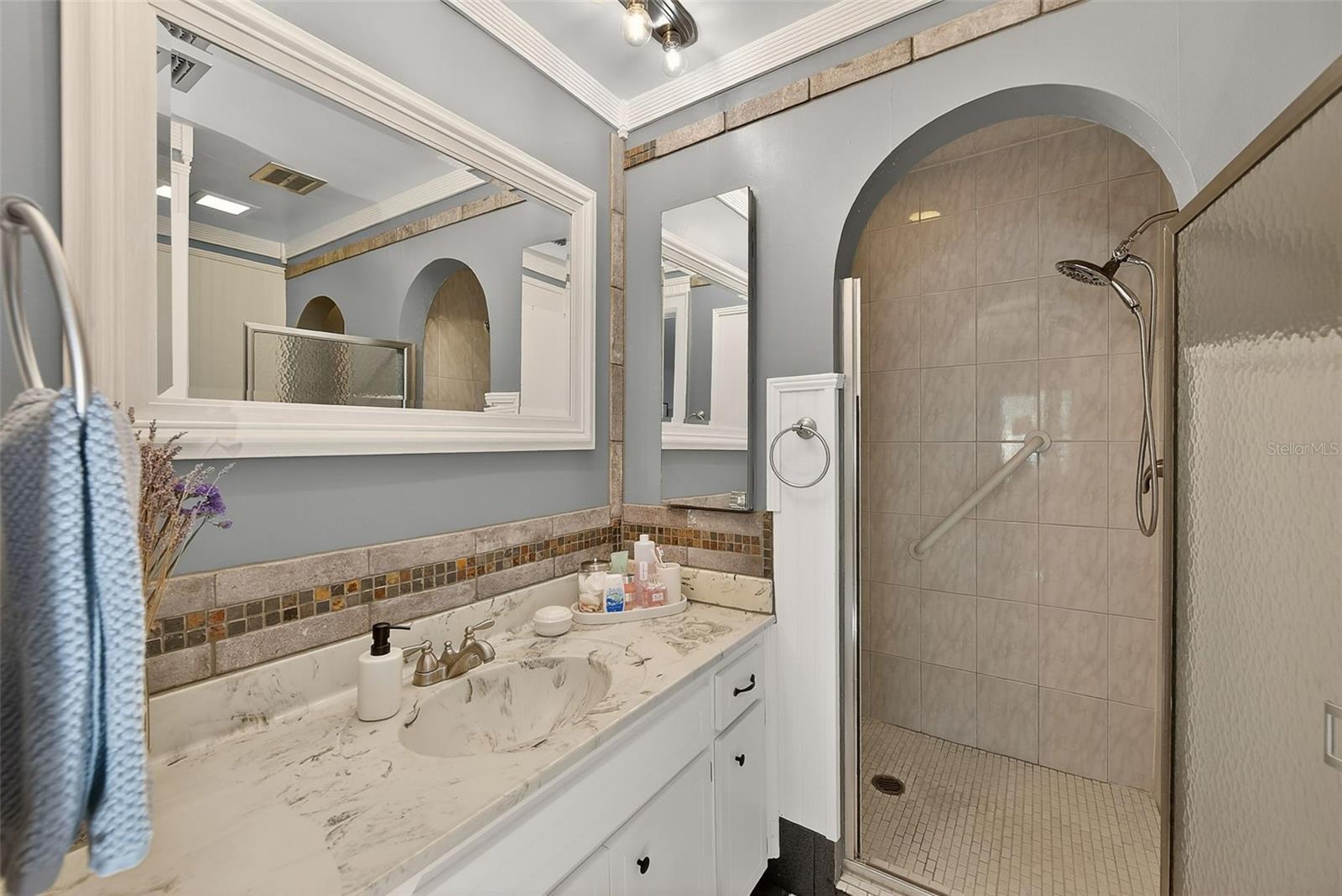 PORT BELLEAIR 3 CONDO - Residential