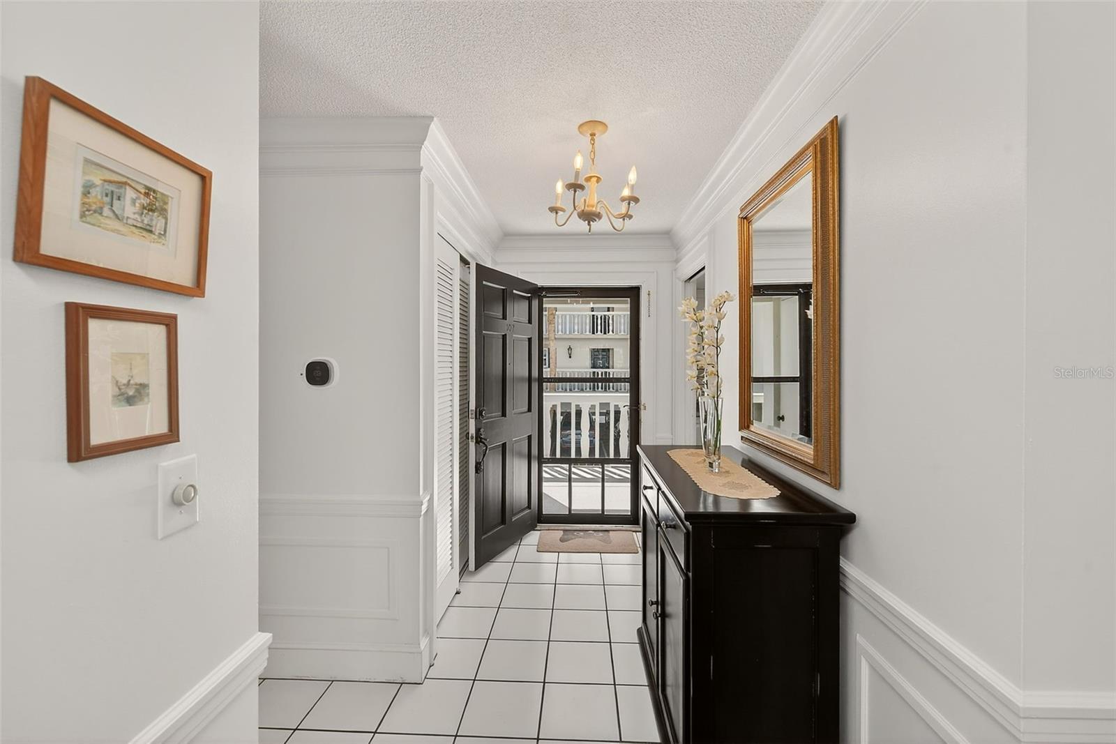 139 BLUFF VIEW DRIVE 107