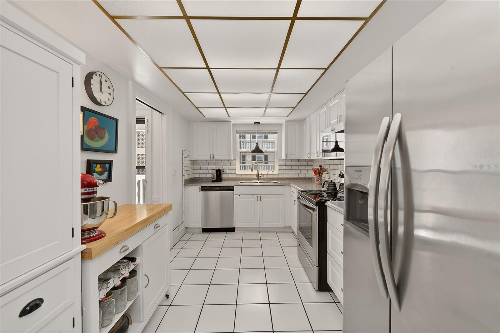 PORT BELLEAIR 3 CONDO - Residential