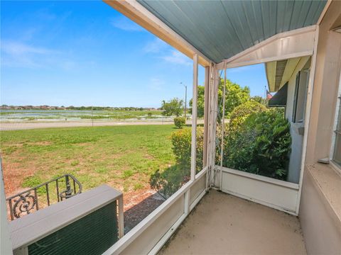 A home in LAKELAND