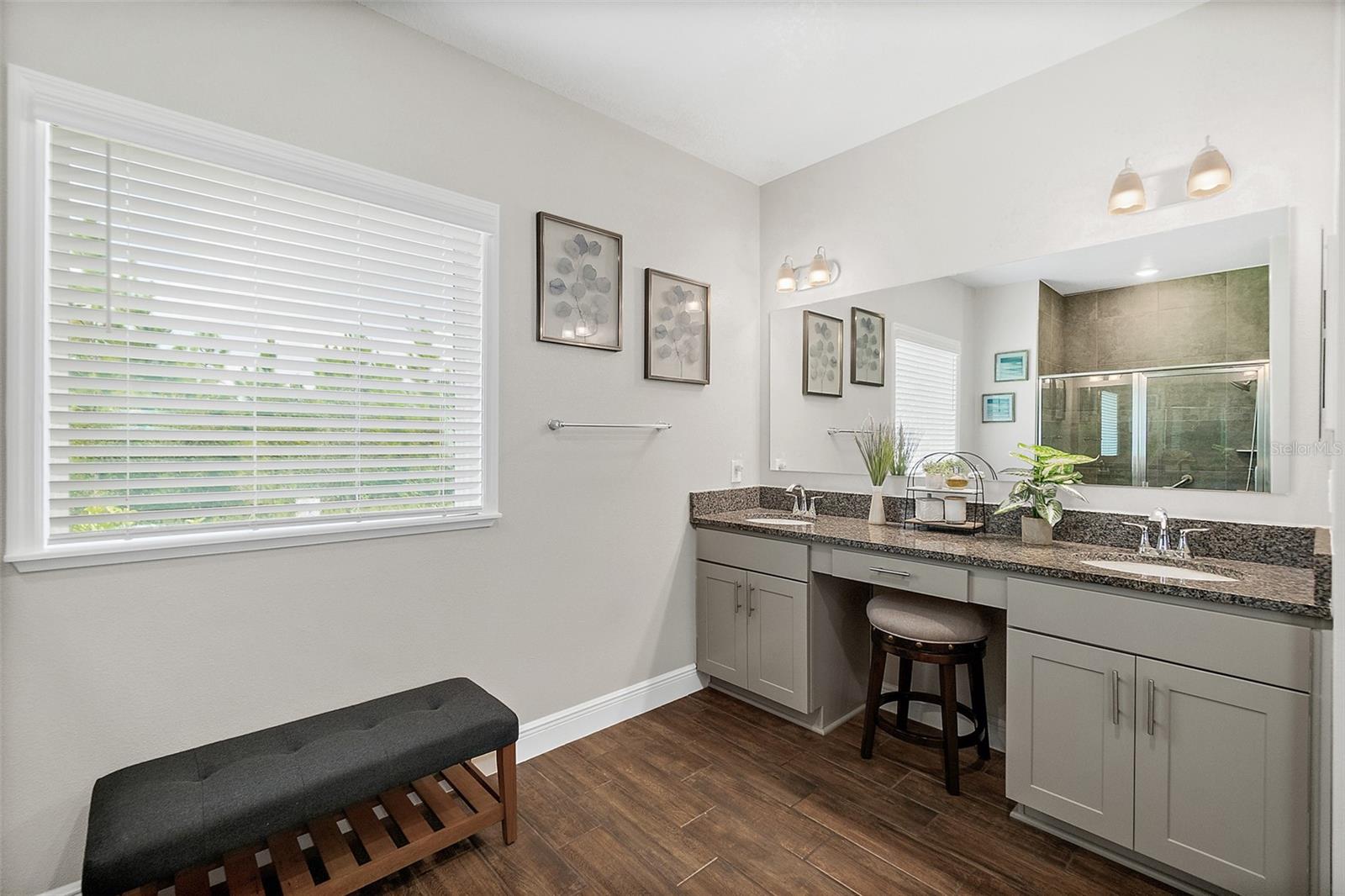 HUNTERS RIDGE - Residential