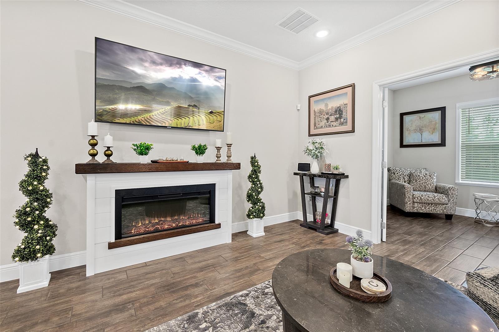 HUNTERS RIDGE - Residential