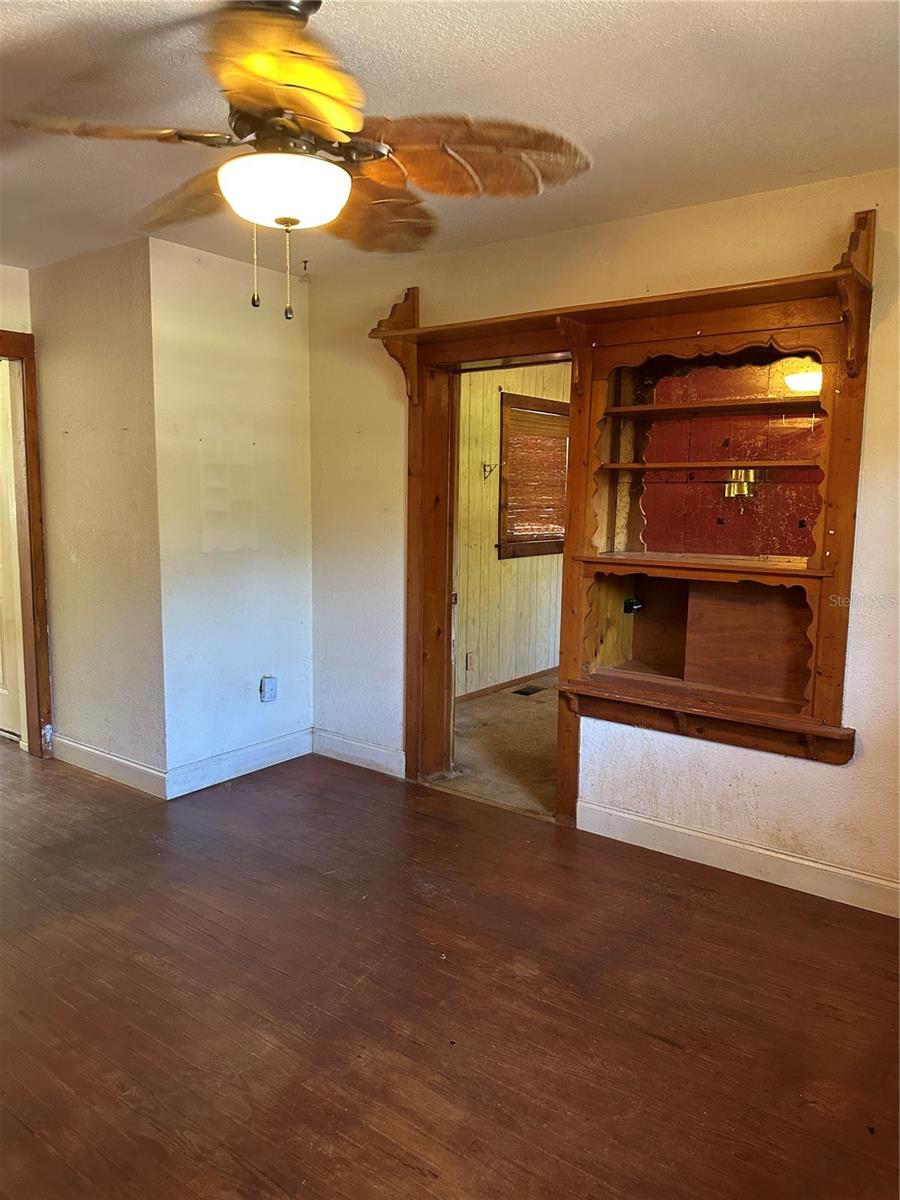 SEC 12 TWP 12 RGE 23 E 144 FT OF W 210 FT OF S 210 - Residential