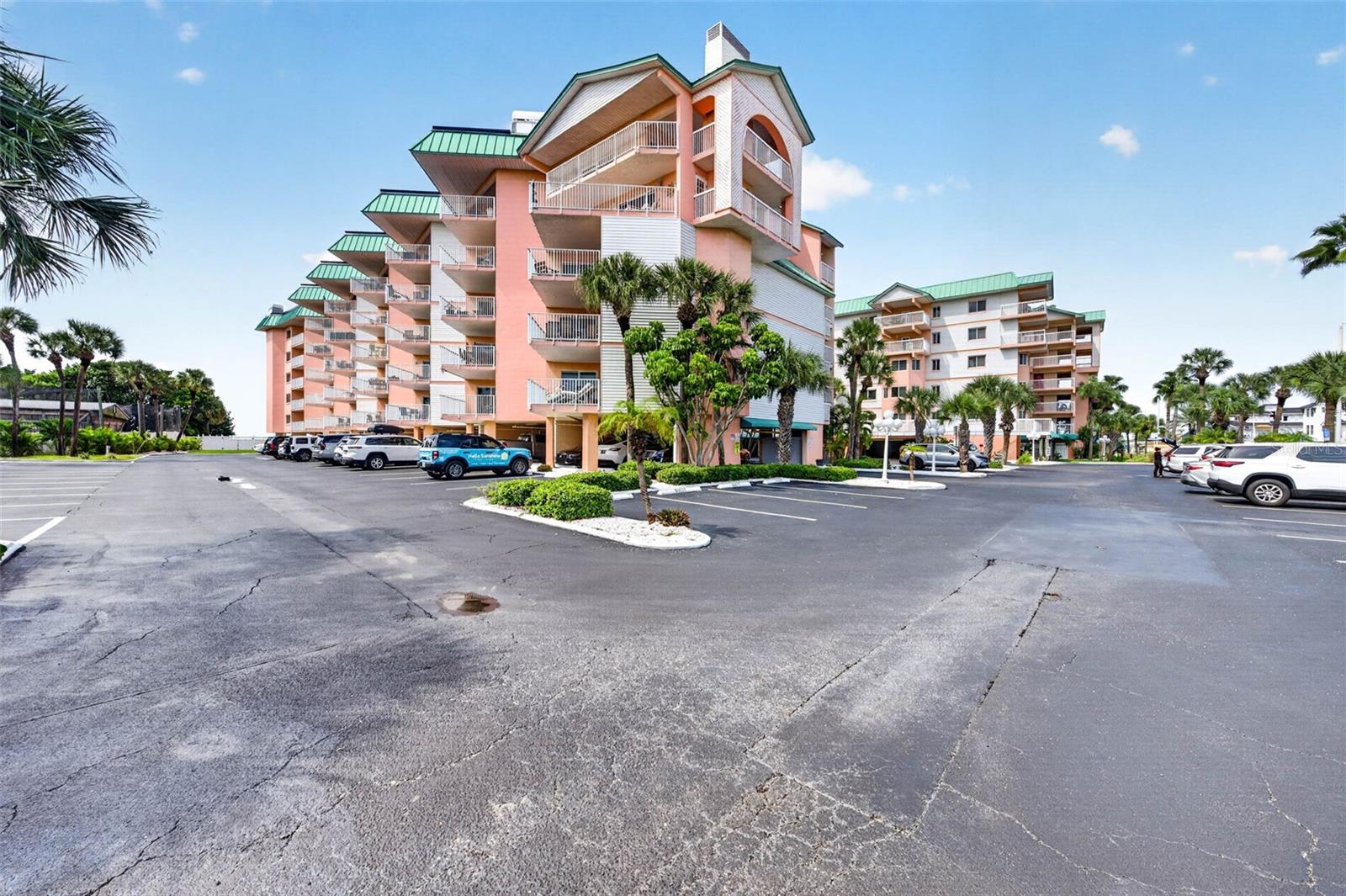 18400 GULF BOULEVARD 1403