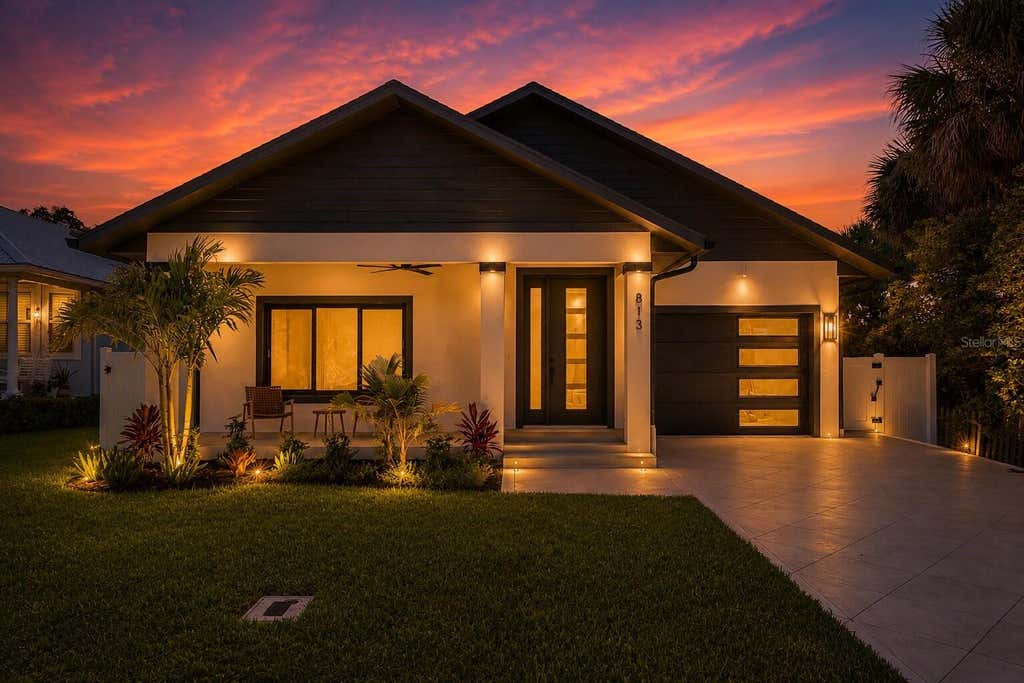 Photo of 813 E 1st Avenue, New Smyrna Beach, FL 32169 (MLS # NS1088717)