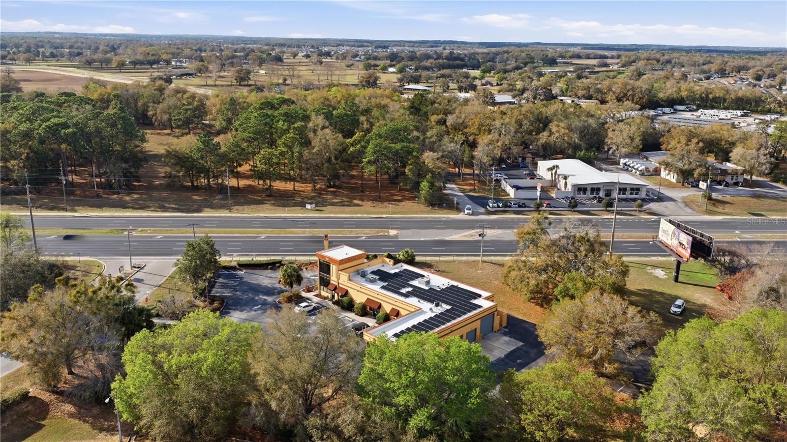 PIDGEON PARK - Commercial Lease