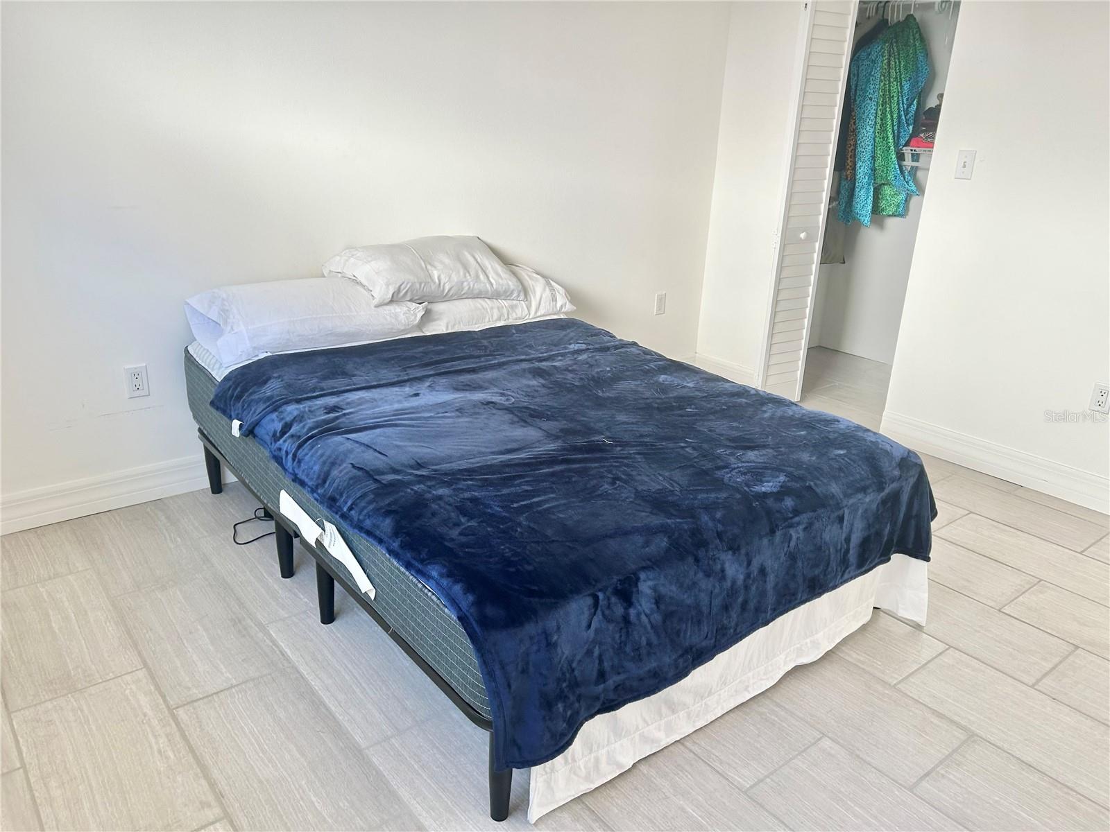 OAKWOOD GARDENS - Residential