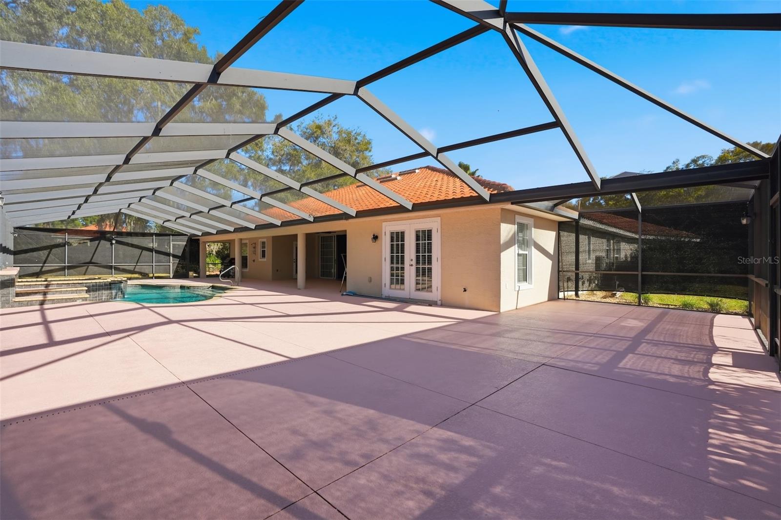 DIST BTWN SD - Residential