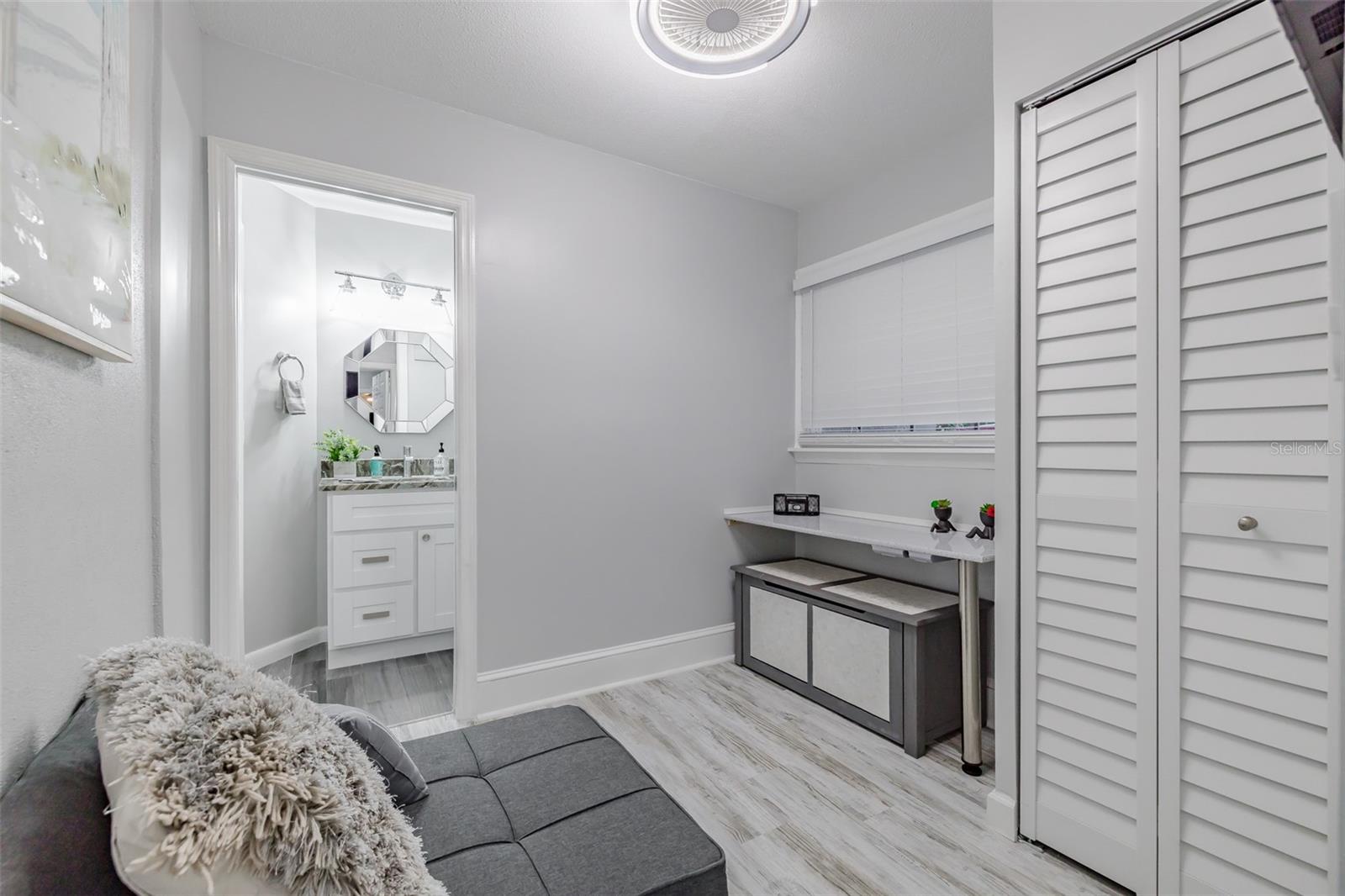 FLOR-A-MAR SECTION2-A PB 6 PG 117 WESTERLY 34.00FT - Residential Lease