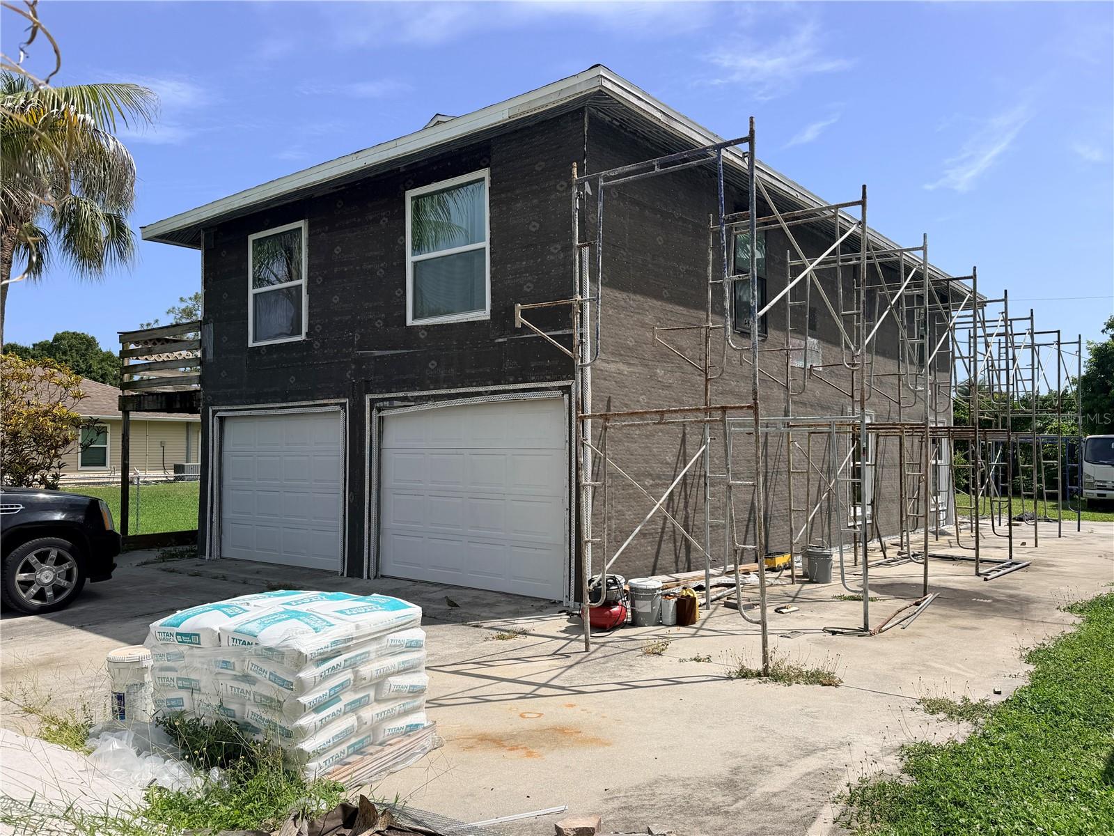 125 4TH STREET