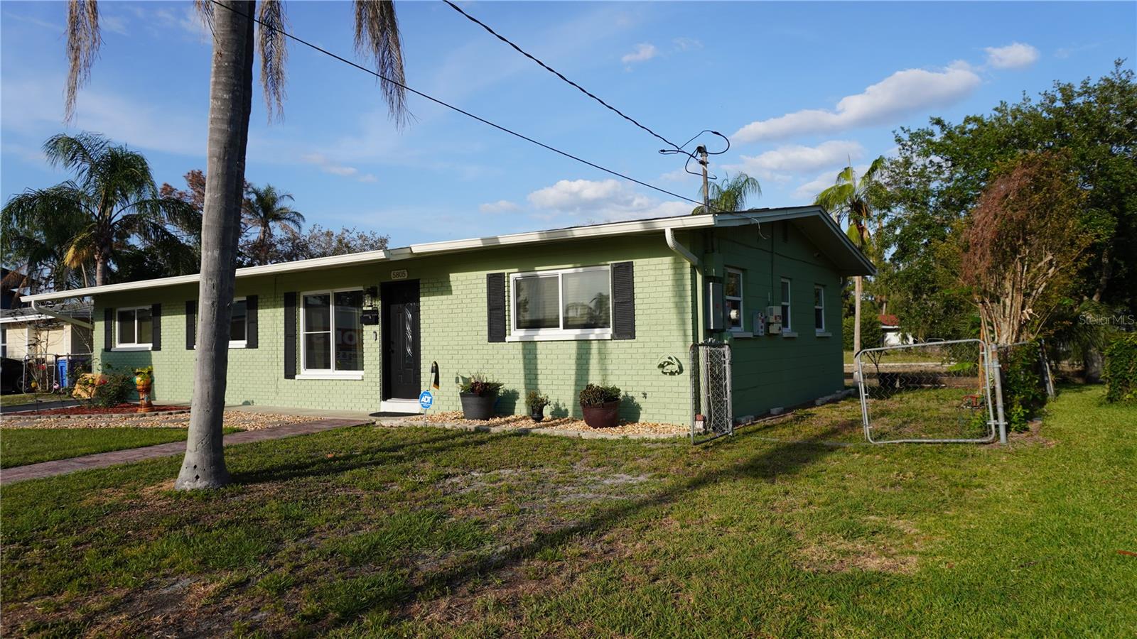 5805 OXFORD DRIVE