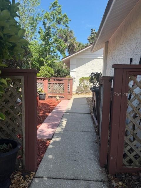 DUNLAWTON HILLS UNIT 01 - Residential