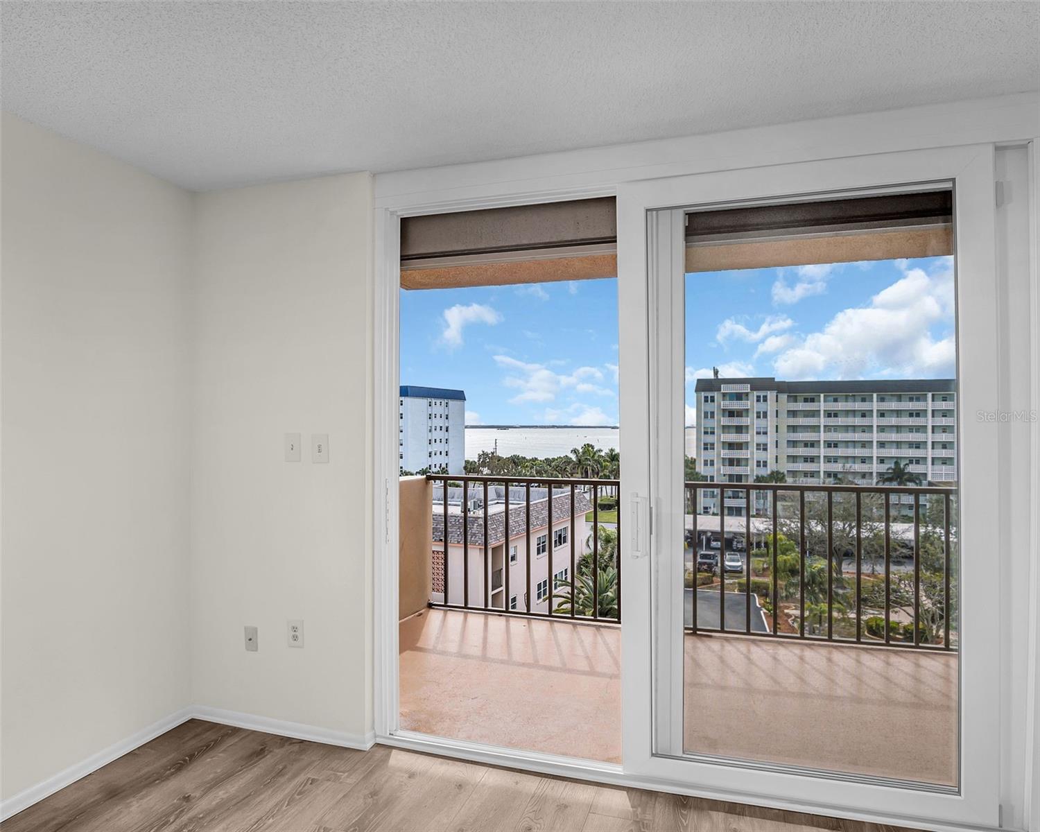 ROYAL STEWART ARMS - Residential