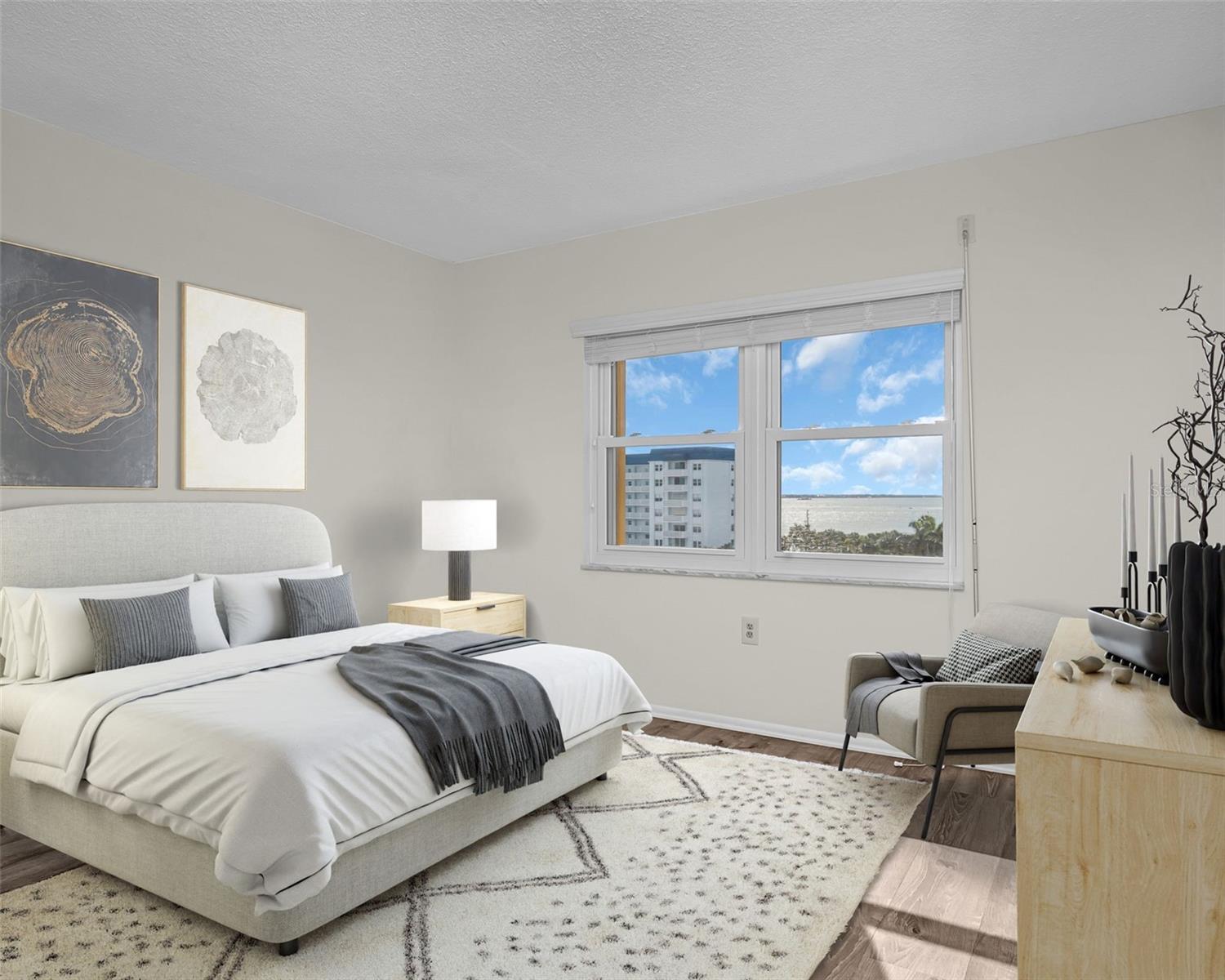 ROYAL STEWART ARMS - Residential