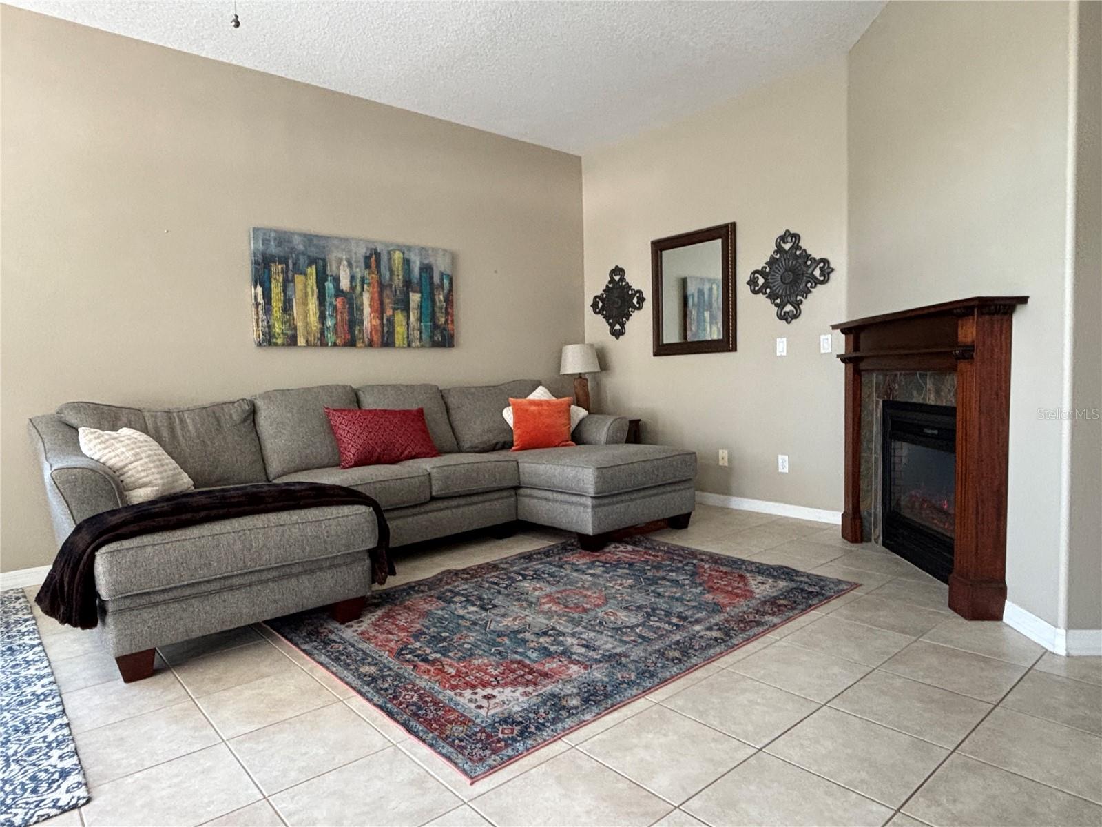 CLERMONT CLERMONT YACHT CLUB SUB - Residential