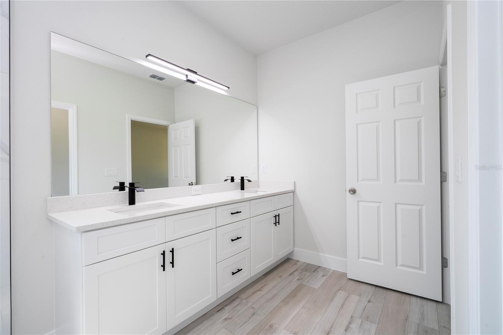 CITRUS SPGS UNIT 13 - Residential