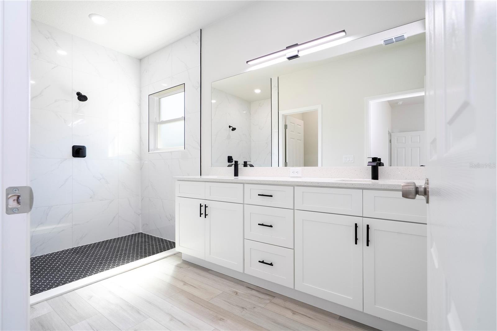 CITRUS SPGS UNIT 13 - Residential