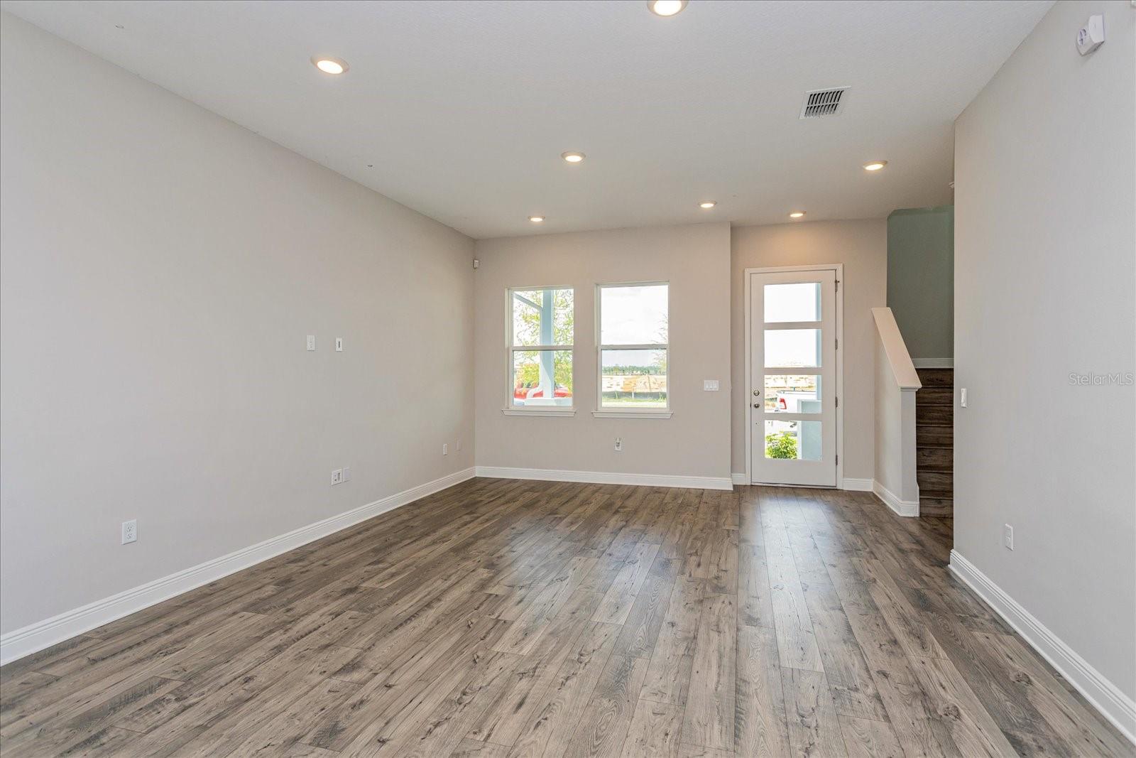 10041 PEEBLES STREET