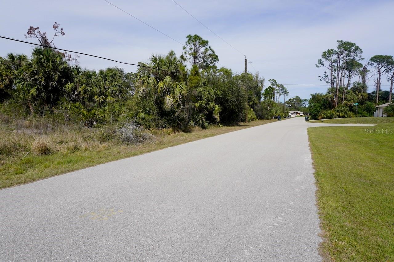 PORT CHARLOTTE SUB 07 - Land