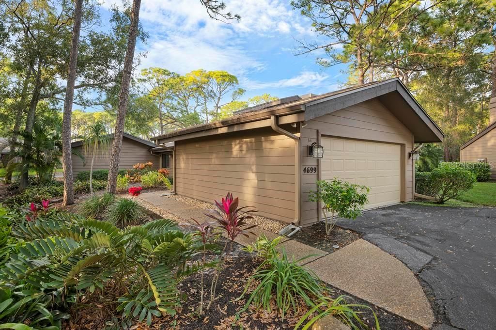 Photo of 4699 Chandlers Forde #23, Sarasota, FL 34235 (MLS # A4674474)