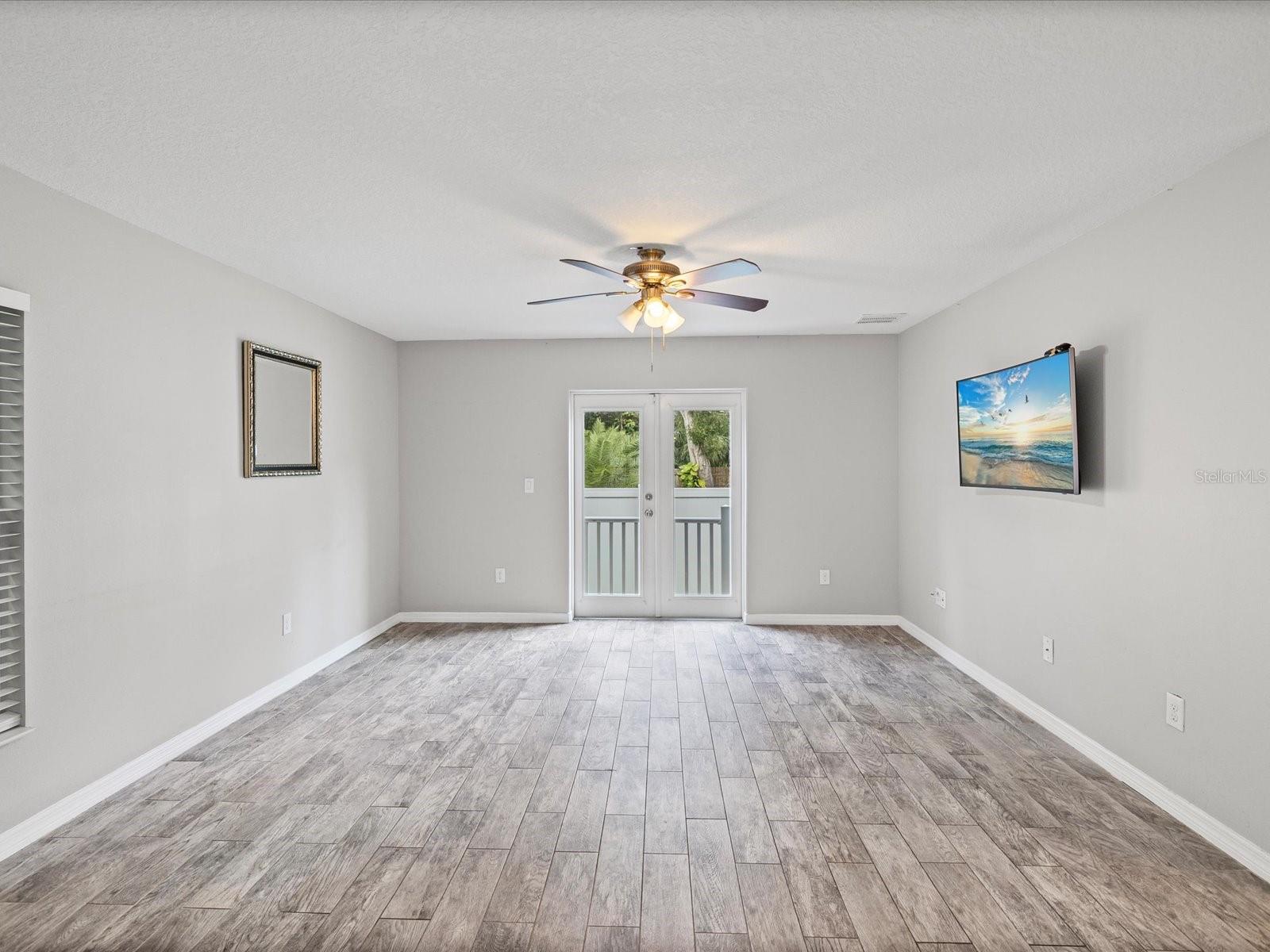 HARBOR VISTA - Residential