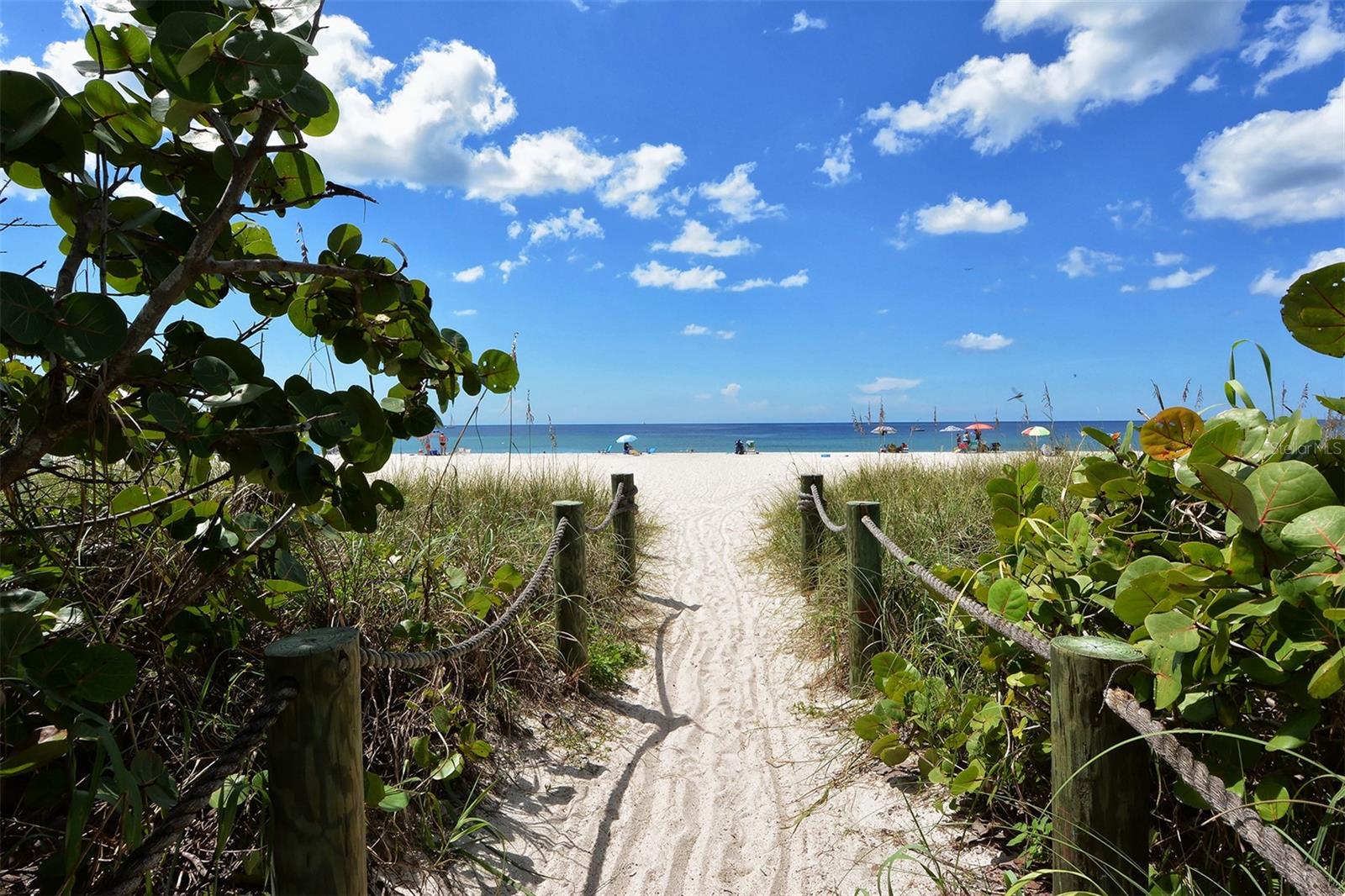 THE HARBOR VILLAS AT DONA BAY - Commercial Sale