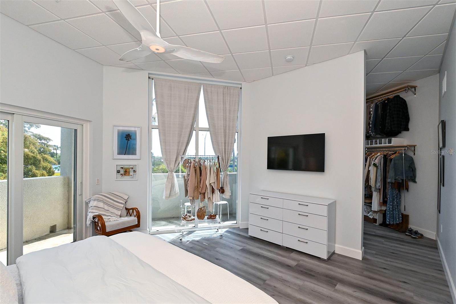 THE HARBOR VILLAS AT DONA BAY - Commercial Sale