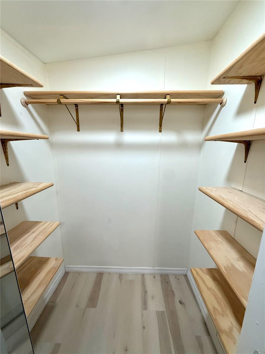 WILSON MAZE - Residential