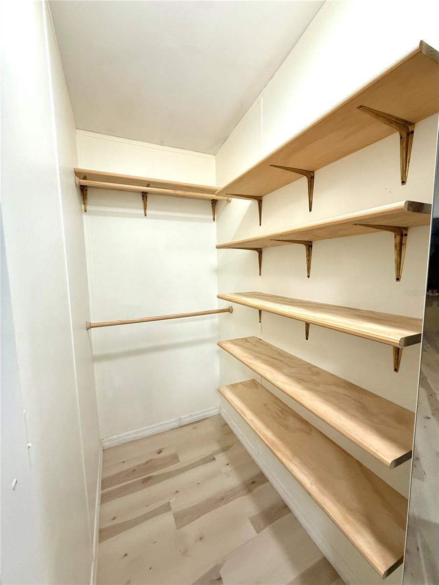 WILSON MAZE - Residential