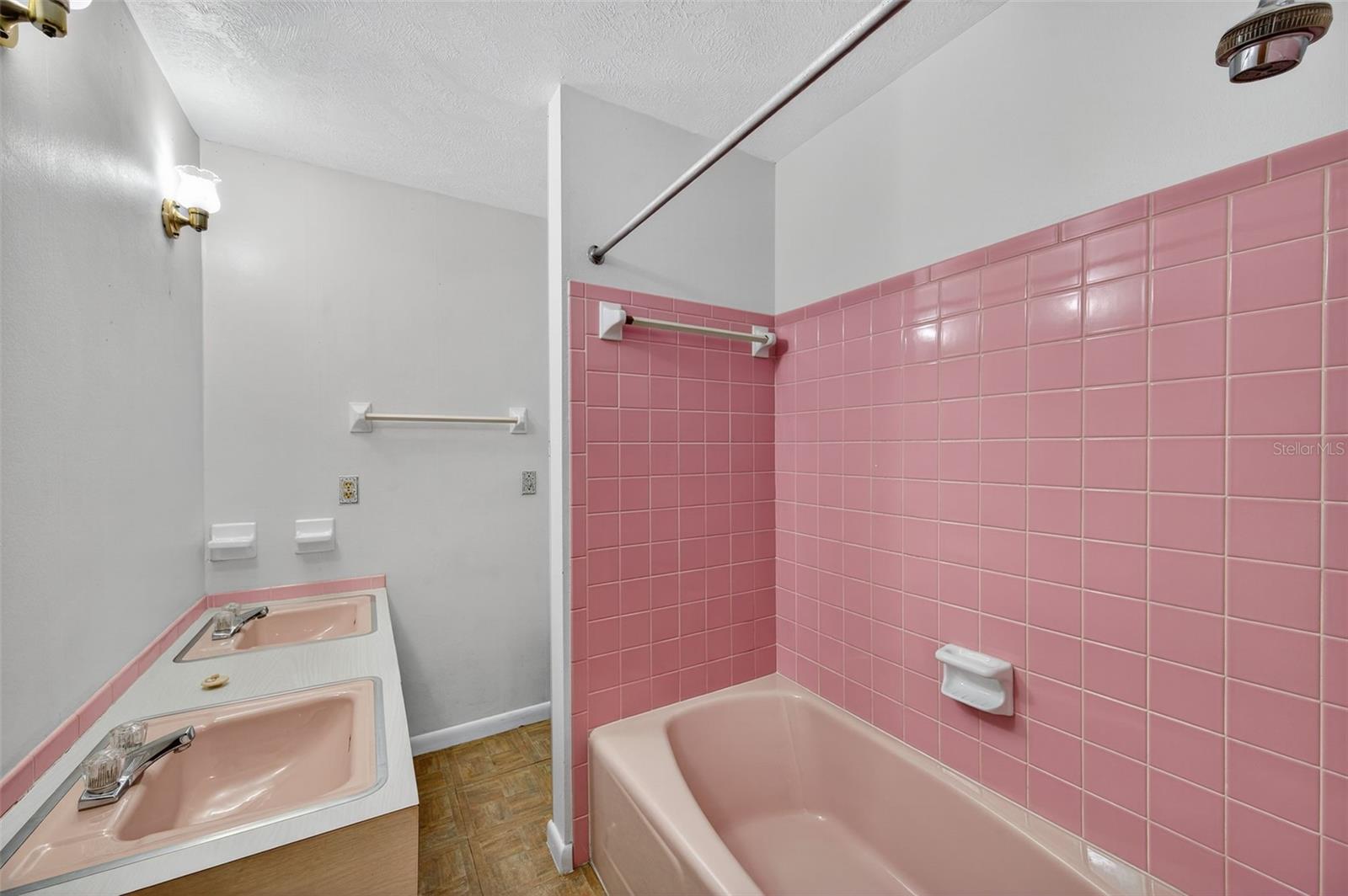 GARDENIA HEIGHTS SUB - Residential
