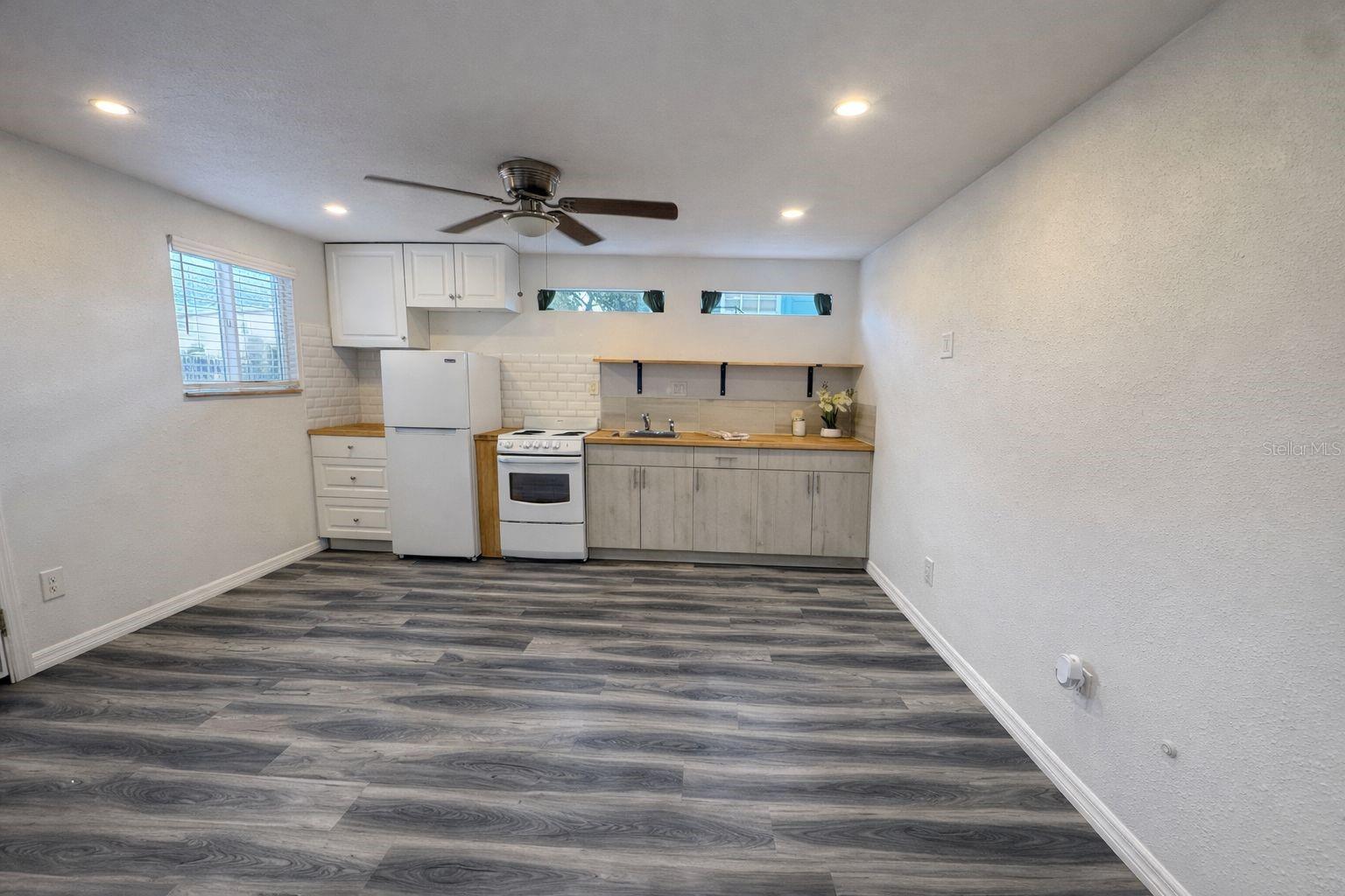 RUSSELL PARK - Residential