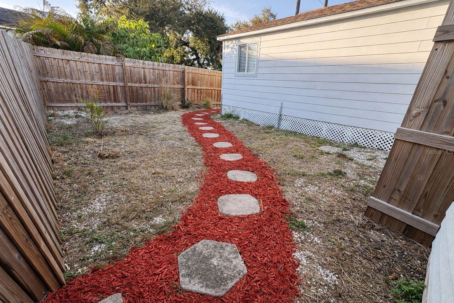 RUSSELL PARK - Residential