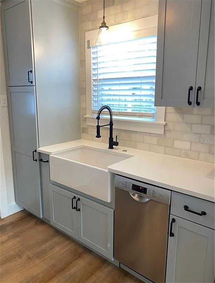 RUSSELL PARK - Residential