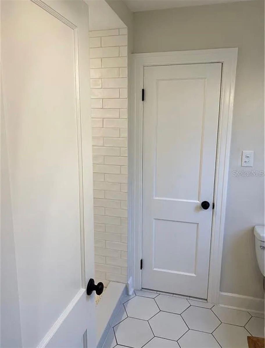 RUSSELL PARK - Residential