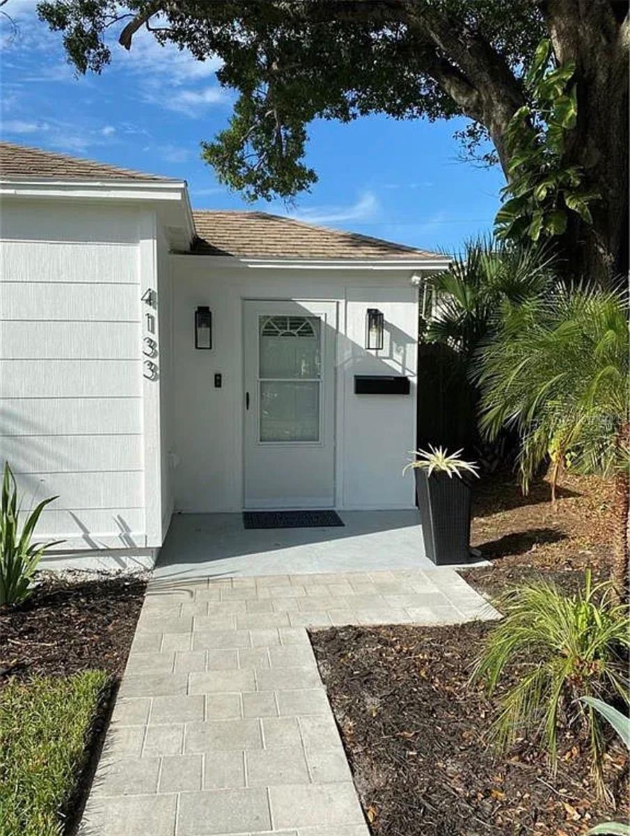 RUSSELL PARK - Residential