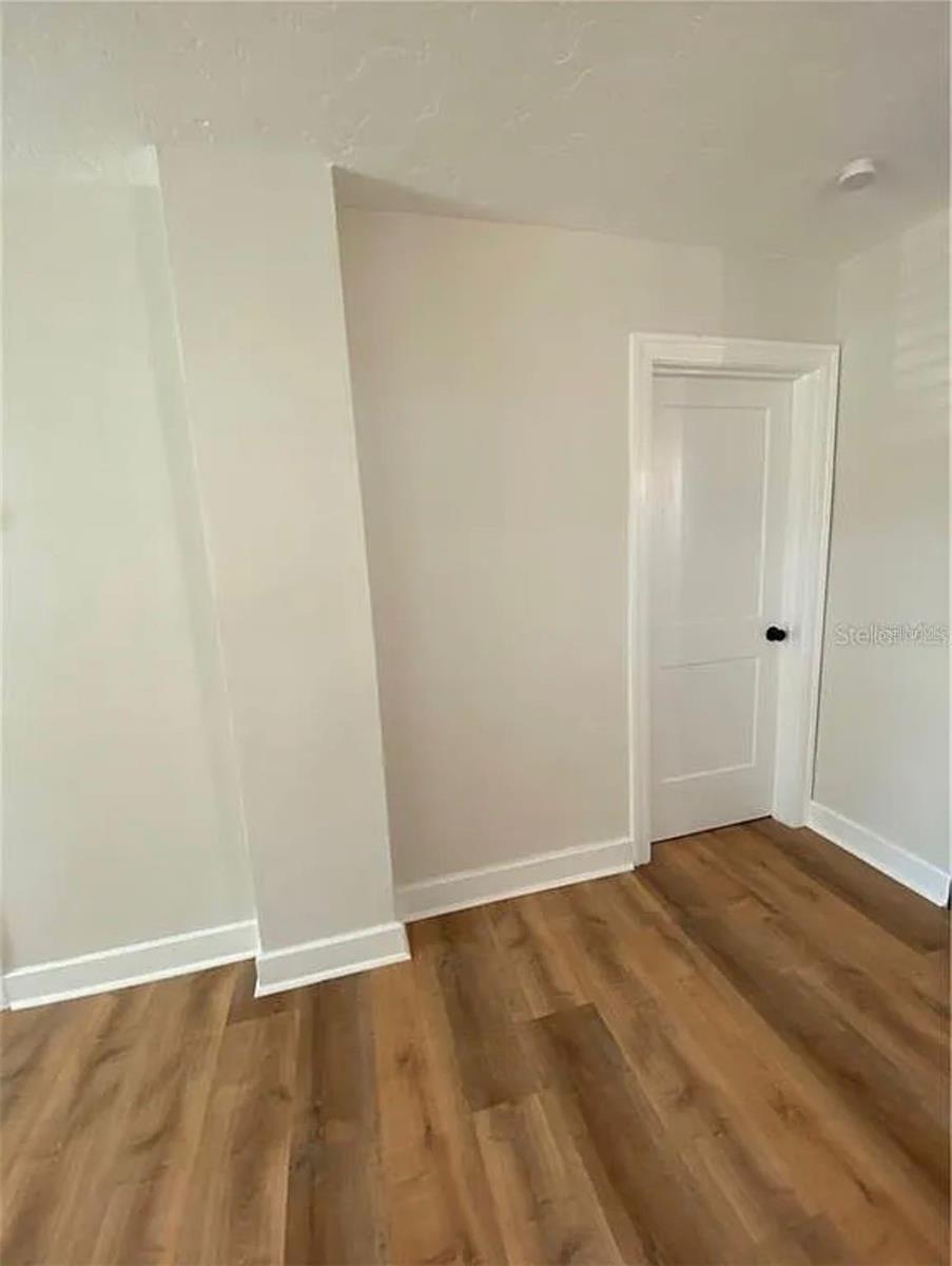 RUSSELL PARK - Residential