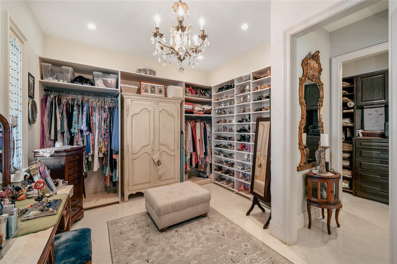 HERITAGE OAKS - Residential