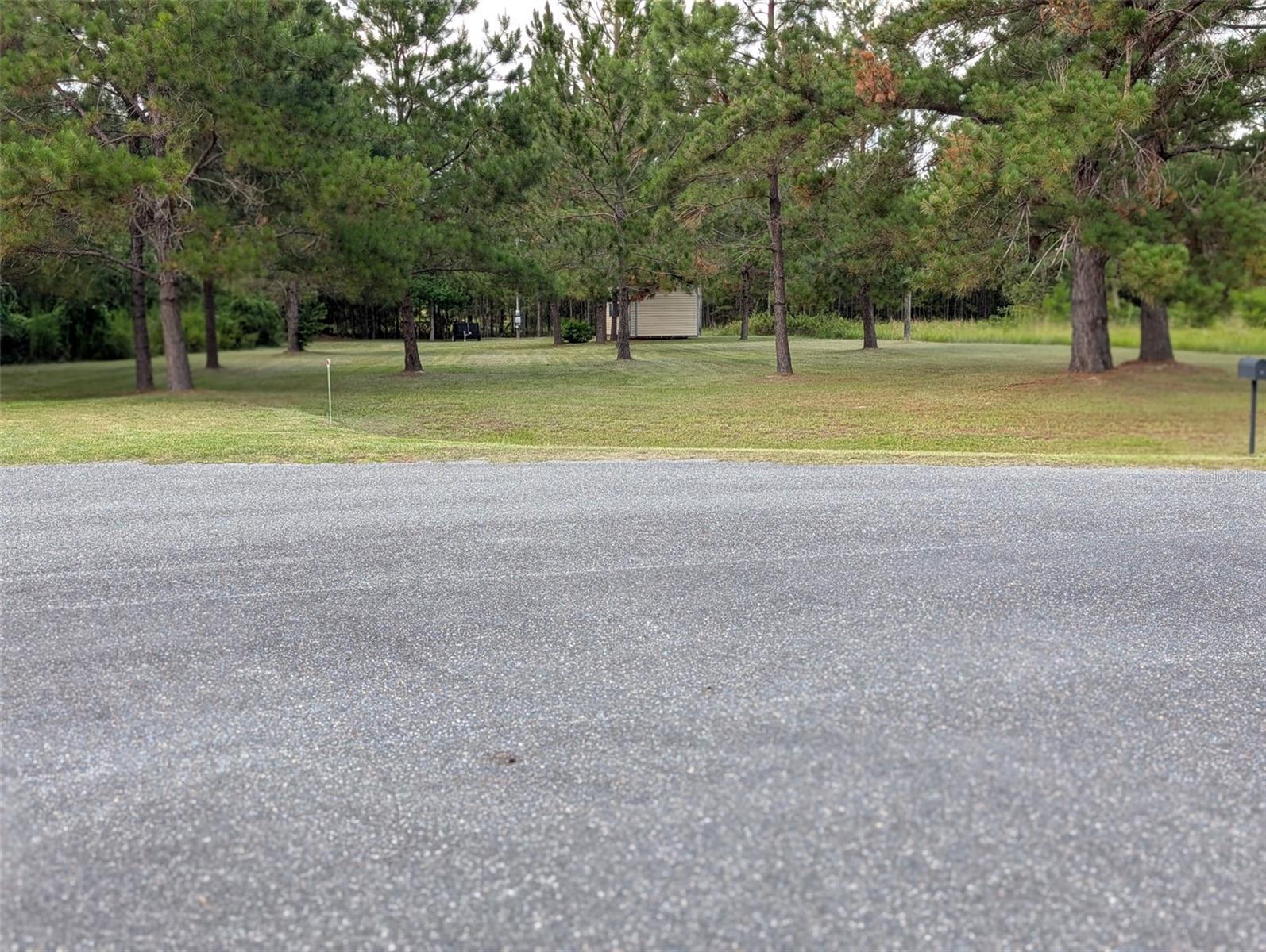 JASMINE COMMONS SUB - Land