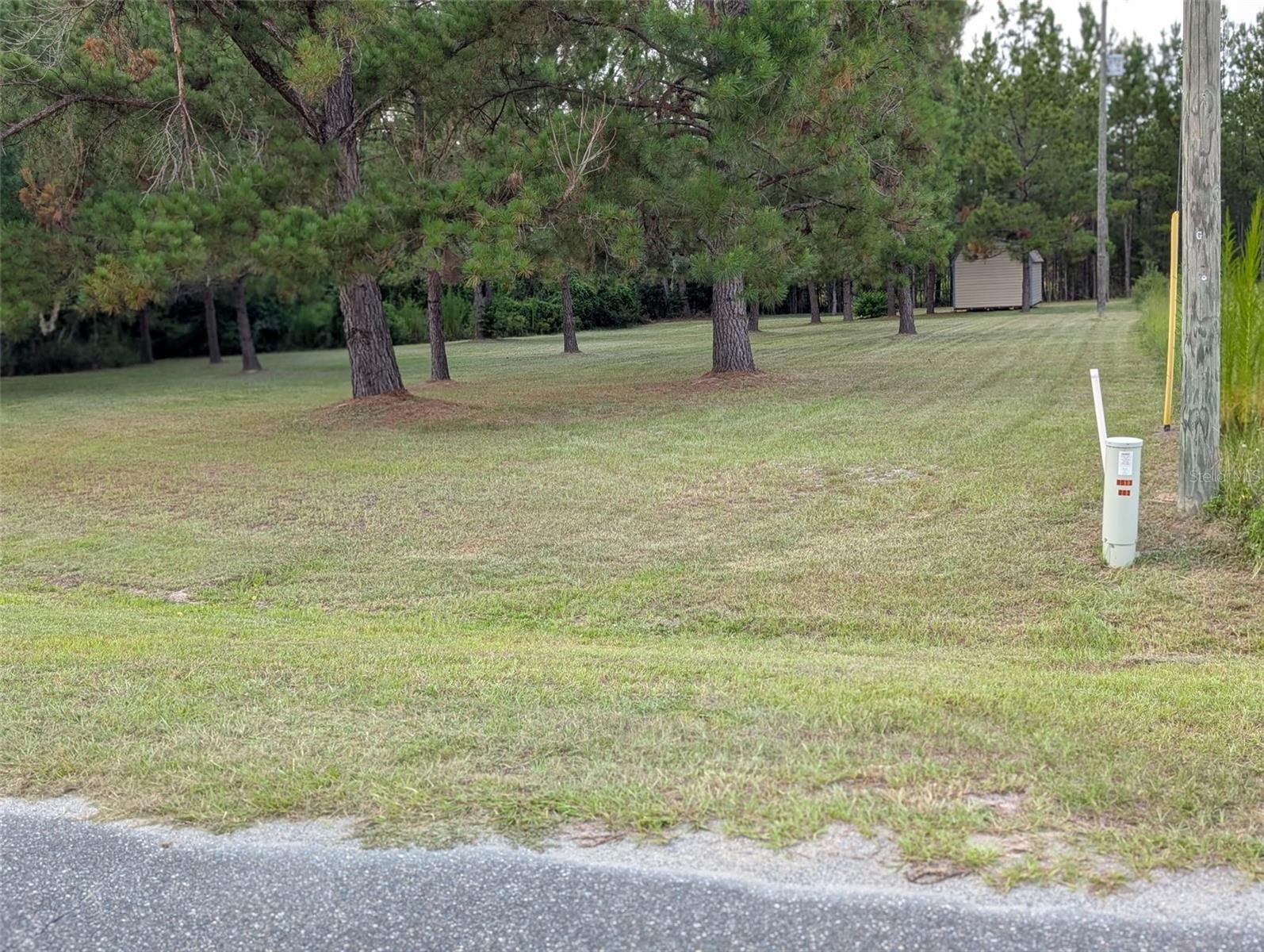 JASMINE COMMONS SUB - Land