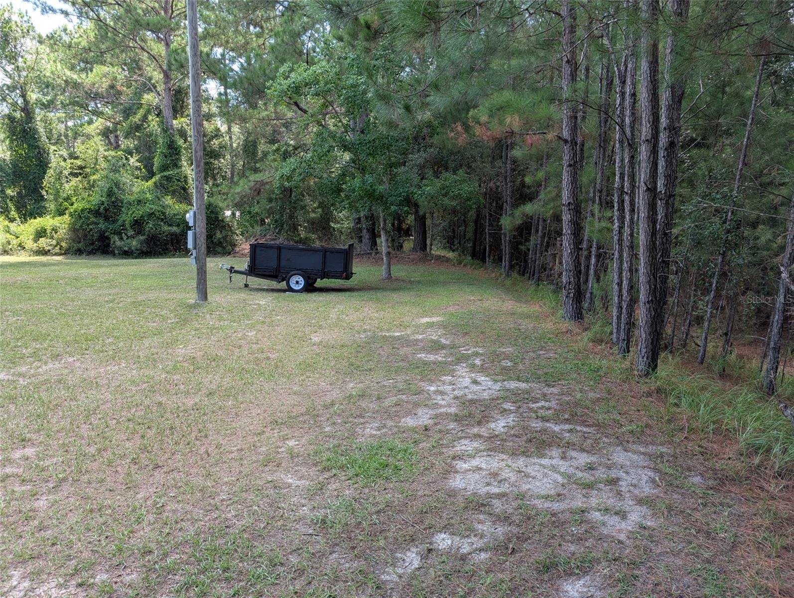 JASMINE COMMONS SUB - Land