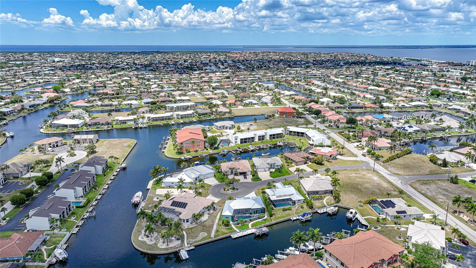 PUNTA GORDA ISLES SEC 07 - Residential