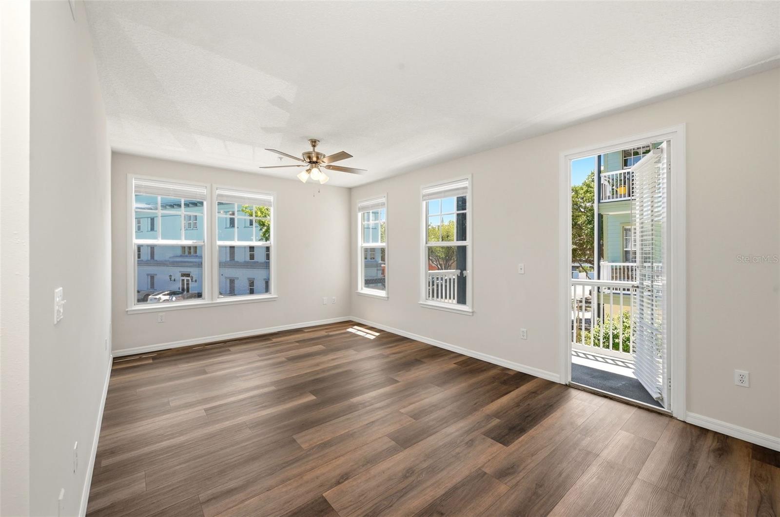 TOWN CENTER CONDOMINIUMS - Residential