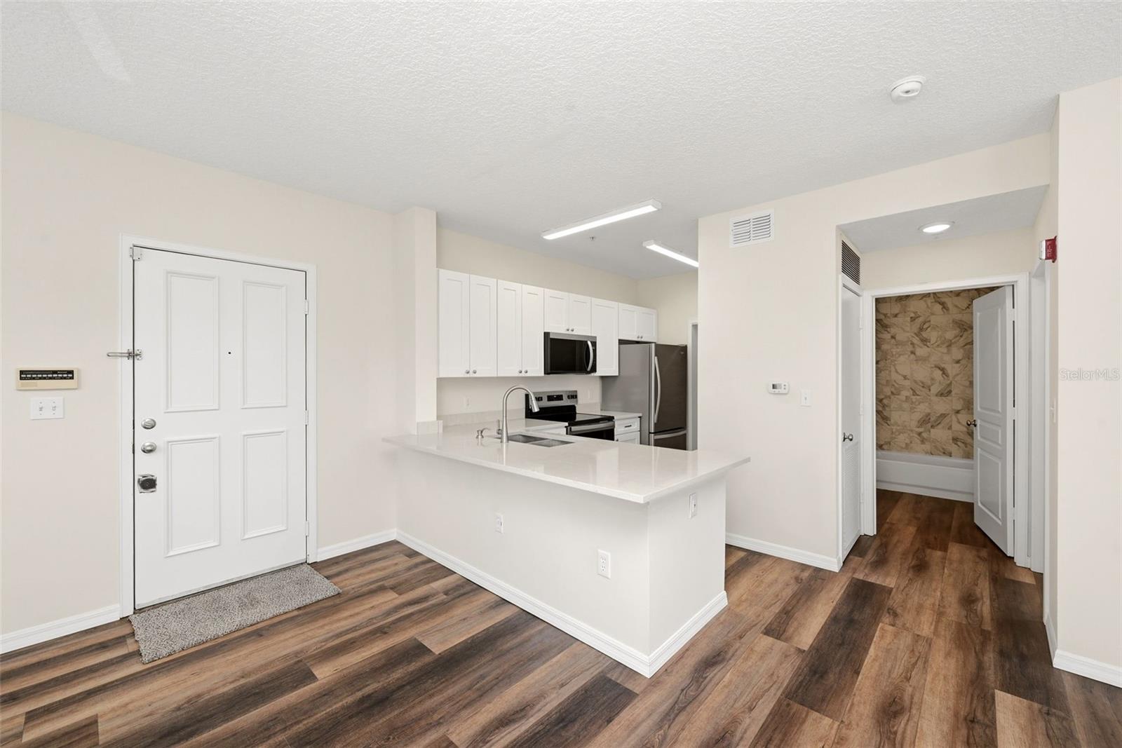 TOWN CENTER CONDOMINIUMS - Residential