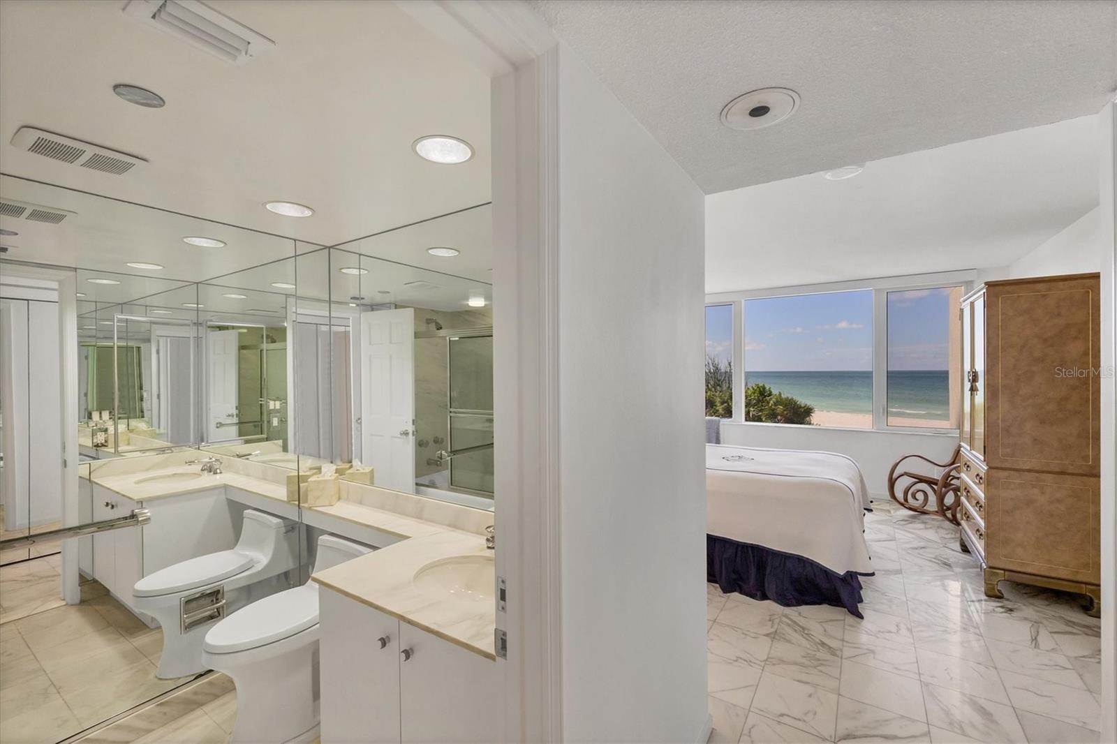 BEACHES OF LONGBOAT KEY PH-1 - Residential