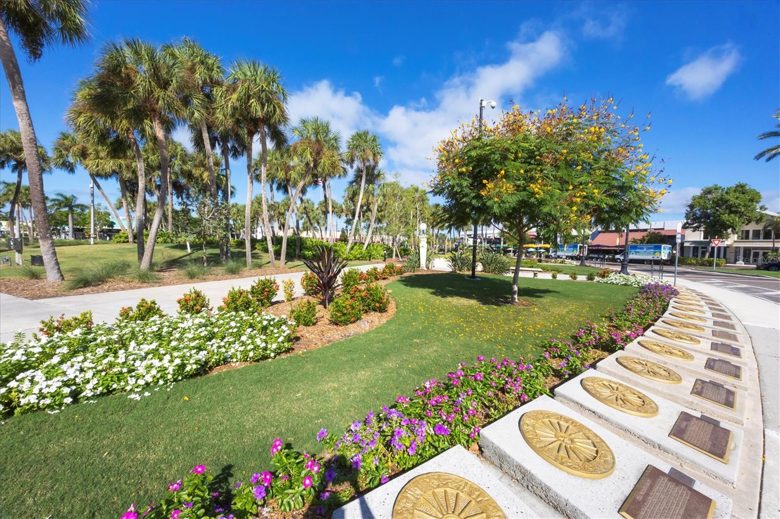 BEACHES OF LONGBOAT KEY PH-1 - Residential
