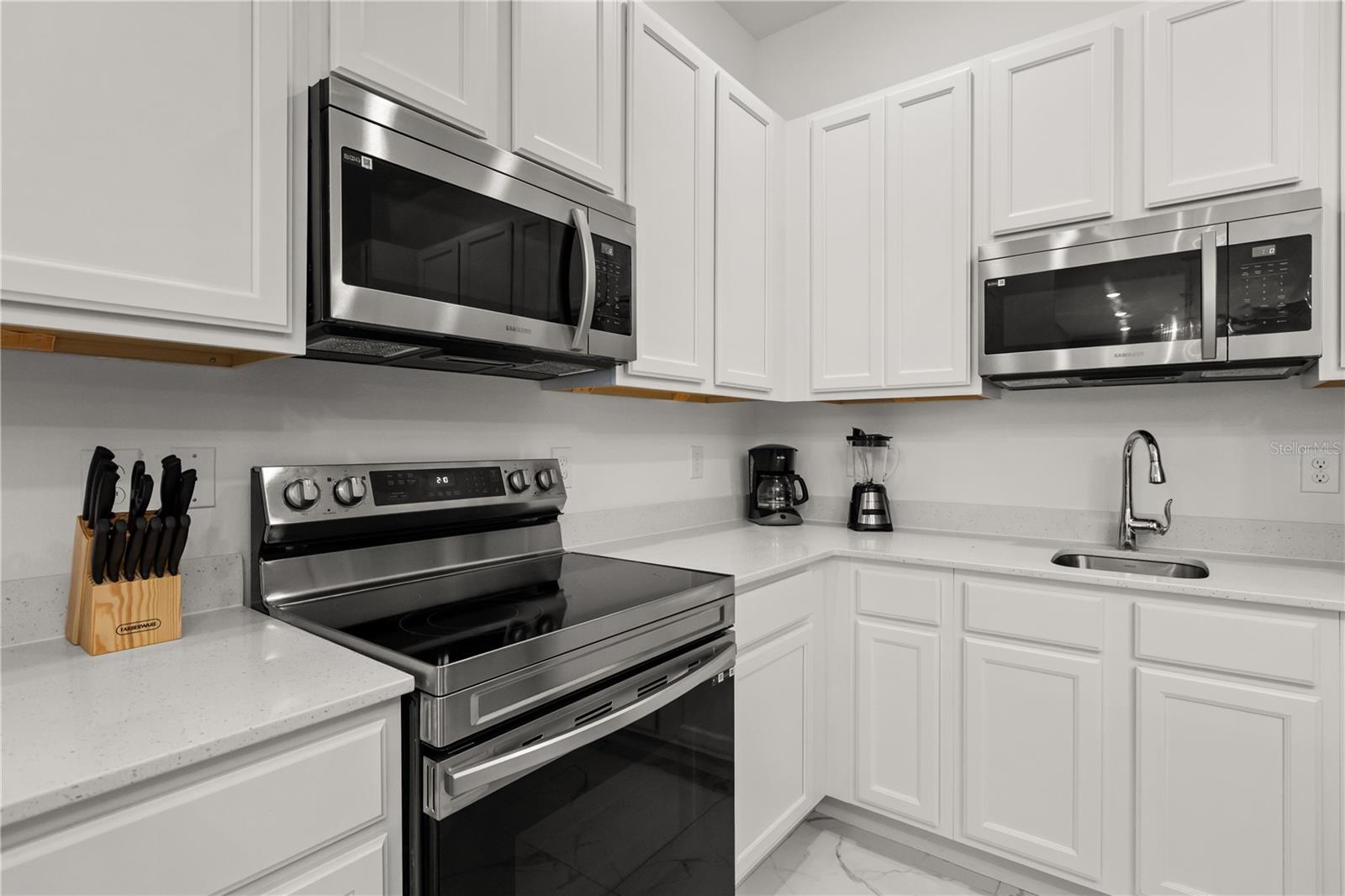 VERANDA PALMS PH 2B2-2C - Residential