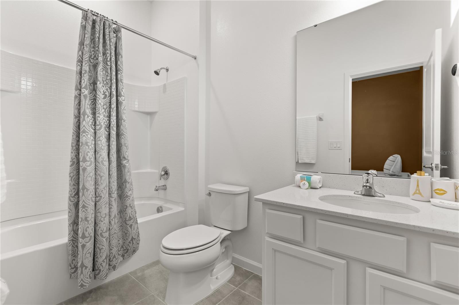 VERANDA PALMS PH 2B2-2C - Residential