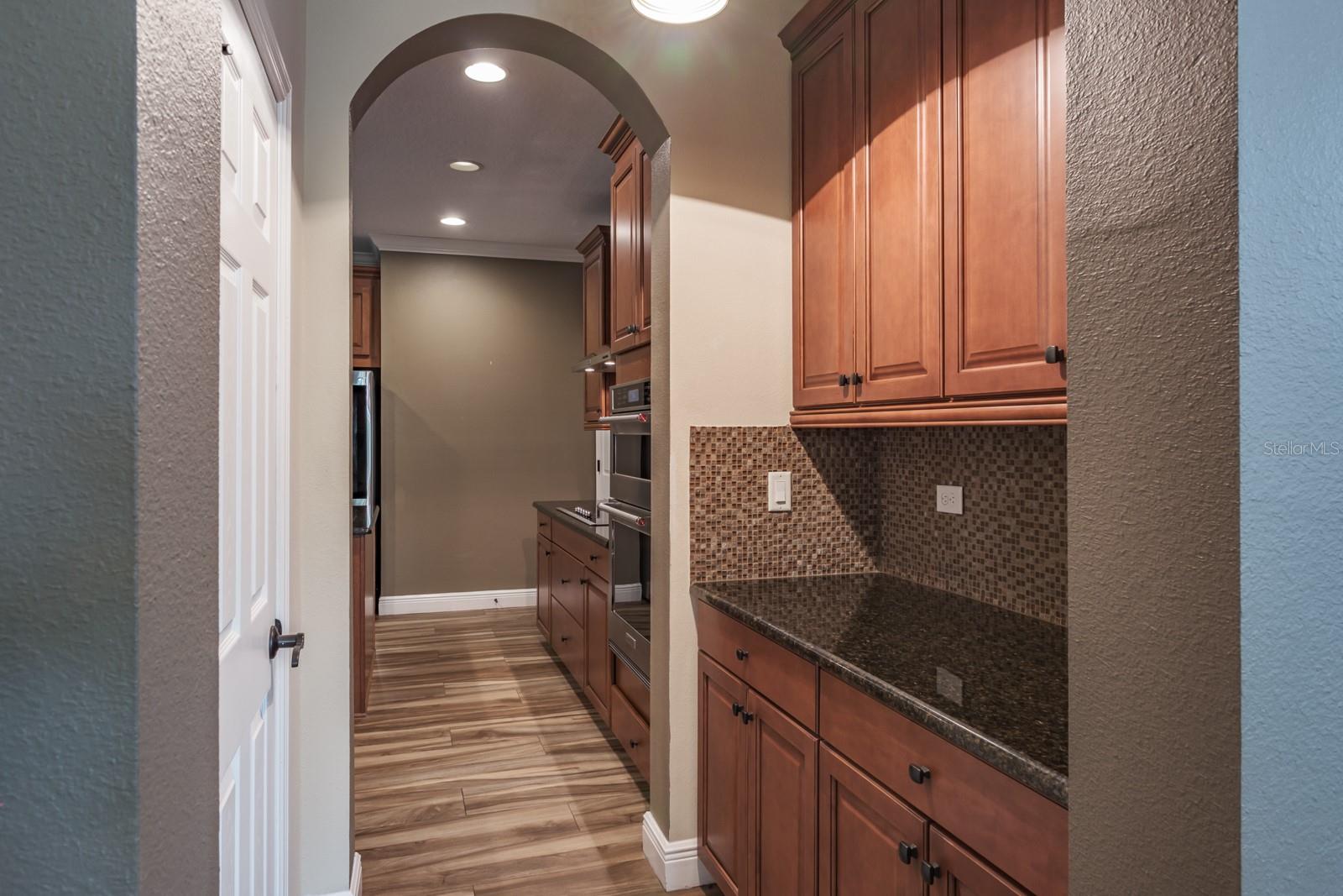 ESTUARY OF MOBBLY BAY - Residential