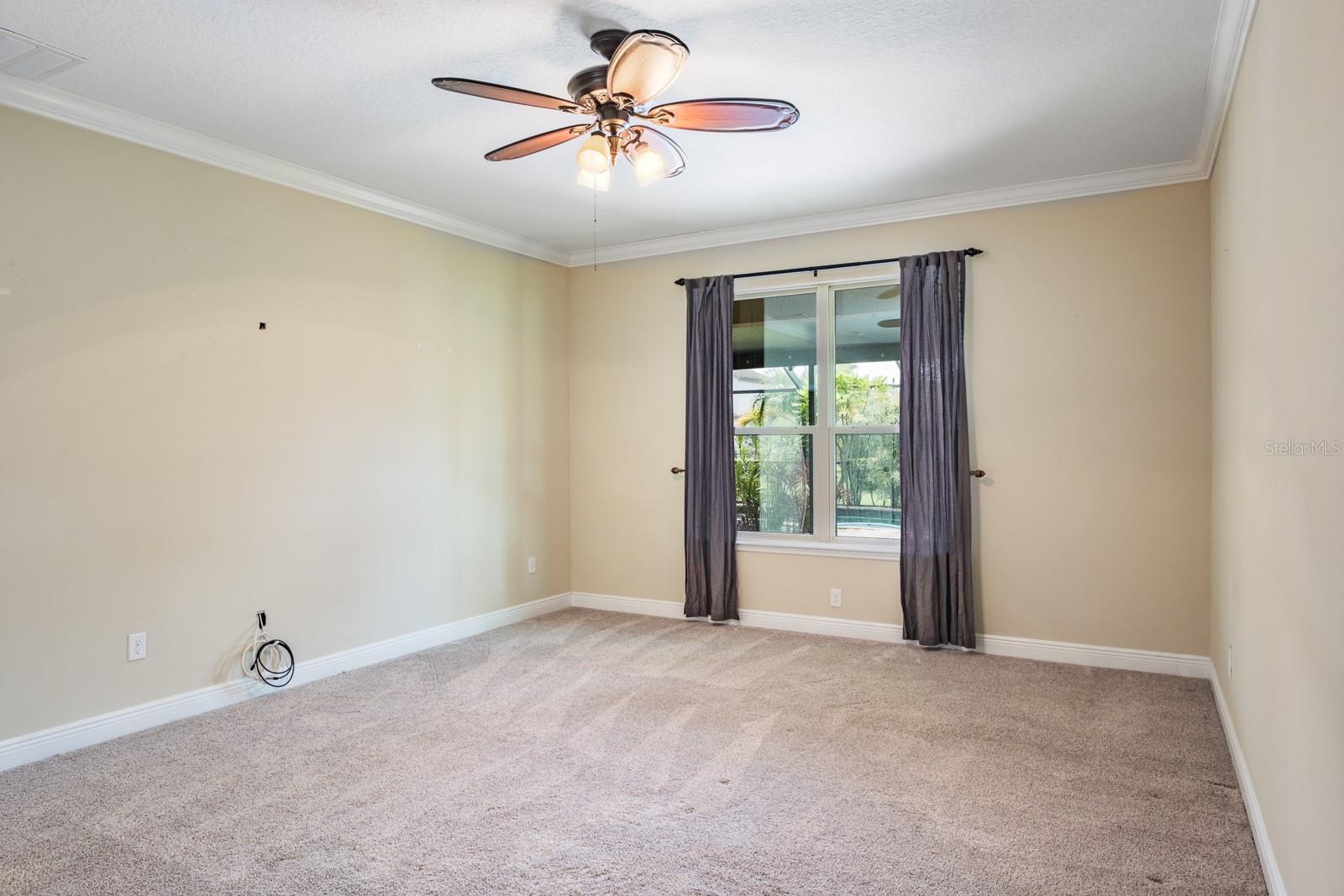 ESTUARY OF MOBBLY BAY - Residential